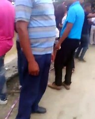 El carro que cayo a un Rio y su dueño se salva de milagro en RD