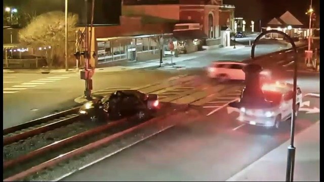 IDIOT FUNNY DRIVERS, CRAZY FUNNY DRIVING FAILS, FUNNY COMPILATION 2017