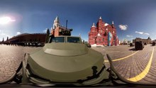 A la tête de la colonne dans le légendaire char T-34-85