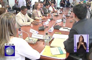 Personas que trabajen más de cuatro años podrán acceder a un nombramiento