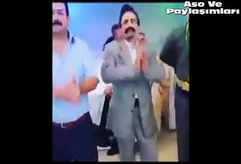 Düğün Ortasında fotoğraf çektiren dayı.Aso ve Paylaşımları