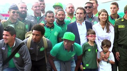 Chapecoense regresa a Medellín tras la tragedia aérea