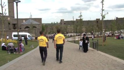 Sur'a Çok Dilli "Turizm Zabıta" Ekibi