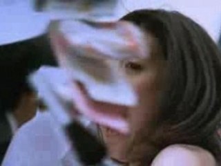 [Extrait De Film] Shaolin soccer - chute de la fille