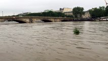 Crue de la Seine 3ème jour (Seine in spate 3rd day) - Pont des Invalides - 02/06/2016