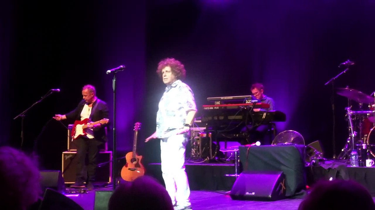 Leo Sayer Long Tall Grasses Perth Scotland 2017