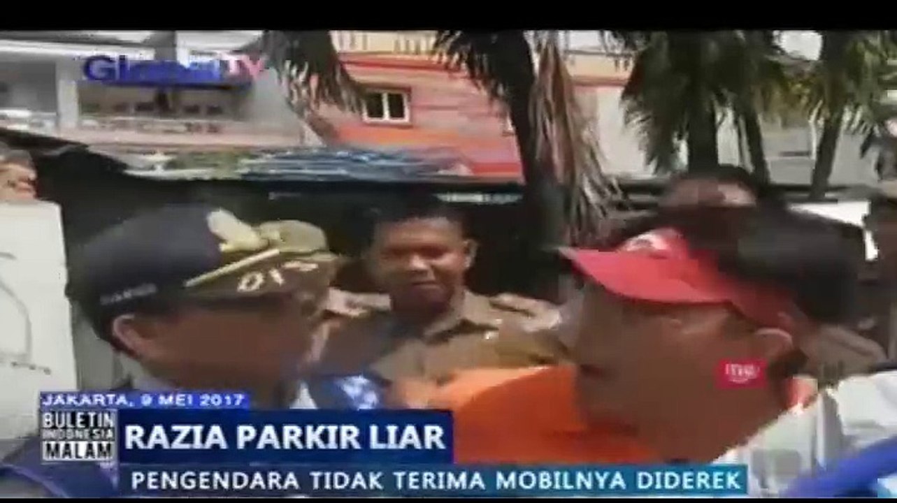 Razia Parkir Liar, Satpol PP dan Petugas Sudinhub Nyaris Baku Hantam