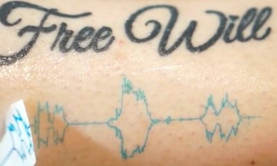 Mendengarkan Tato dengan “Soundwave Tatto”