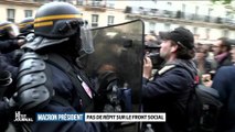 Le Petit Journal : un journaliste se fait frapper par les forces de l'ordre