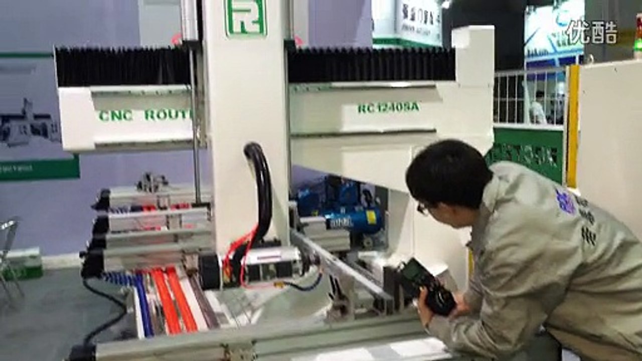 Roctech 4 axis CNC Router Significantly Efficient