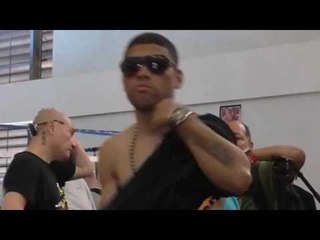 what did you think of juanma lopez and vazquez trainer exchanging blows - EsNews Boxing