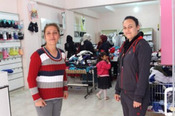 Ödünç Dikiş Makinesiyle Kendi İşinin Patronu Oldu