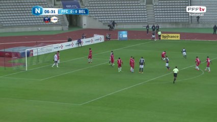 Corner joué en deux fois mais le centre est directement sur le gardien.