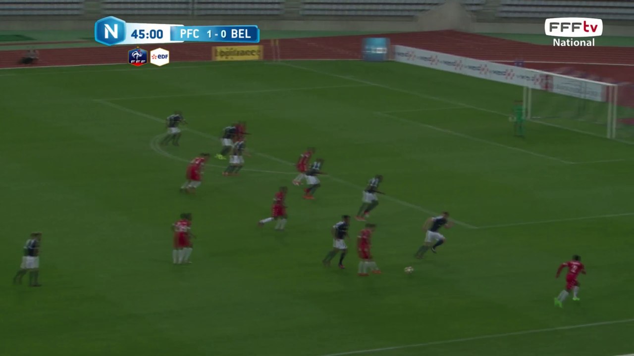 Spécial feinte de frappe.