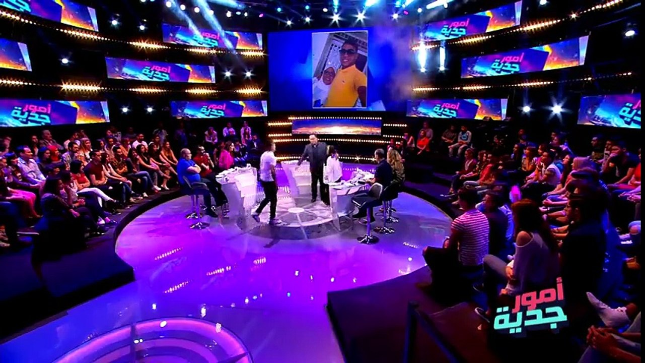 لقطة رائعة ومؤثرة في برنامج أمور جدية : عمرة إلى والدة علي البرني الذي يريد أن يتبرع لها بكلية