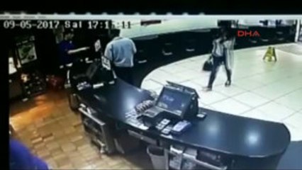 Küçük Çocuk ve Annesi Kaynar Sulu Saldırıyı Anlattı 1