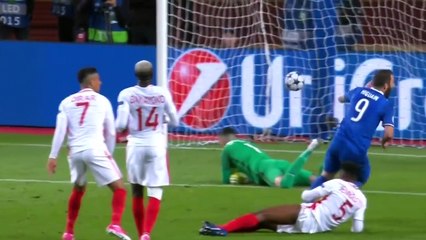 Dani Alves vs Monaco