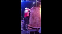 4.5 tonnes, c'est le poids de cette broche de kebab la plus grosse du monde !