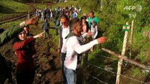 Sobrevivientes de Chapecoense visitan sitio de tragedia aérea