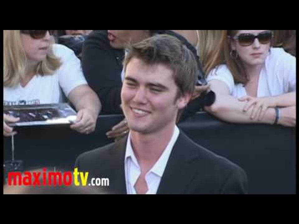 Cameron Bright at "ECLIPSE" Premiere Arrivals