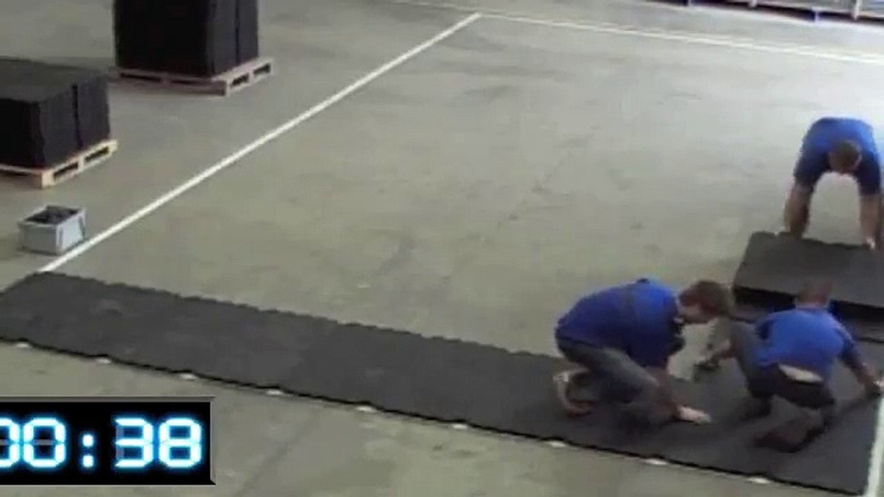 SpeedFloor Mini - der weltweit schnellste Doppelboden für Events