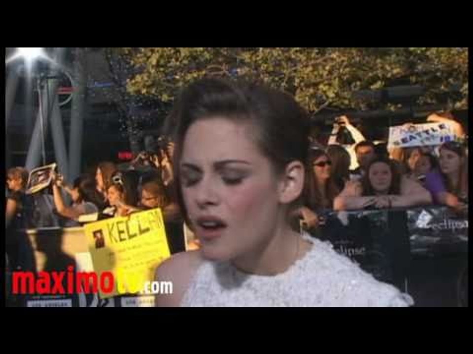 Kristen Stewart OOPS