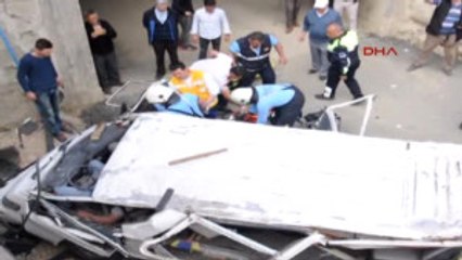 Tekirdağ Malkara'da Minibüs Köprüden Uçtu: 1 Ölü, 1 Yaralı