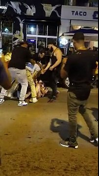 Latin Kızların Zalım Kavgası