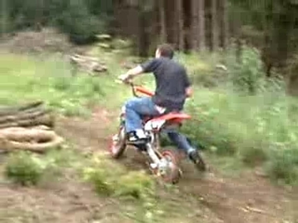 razor en dirt