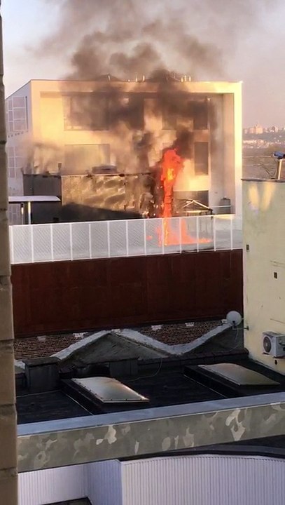 Incendie dans une école communale rue de Bonne à Molenbeek