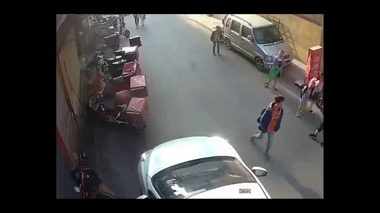Girl Tries to catch the falling baby