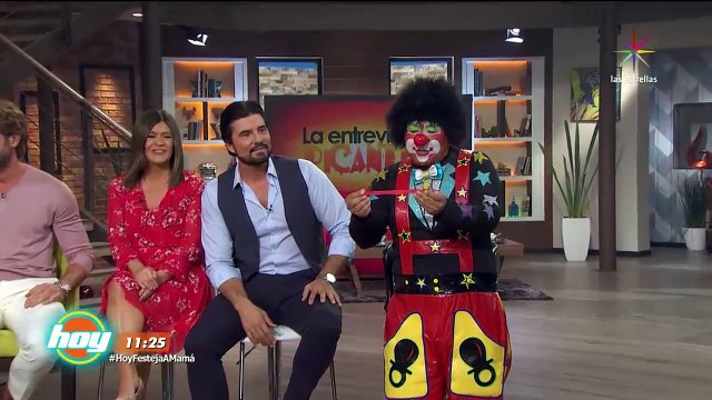 ¡Los galanes revelan sus intimidades! Entrevista Picante - Jorge Salinas - Dia de las madres