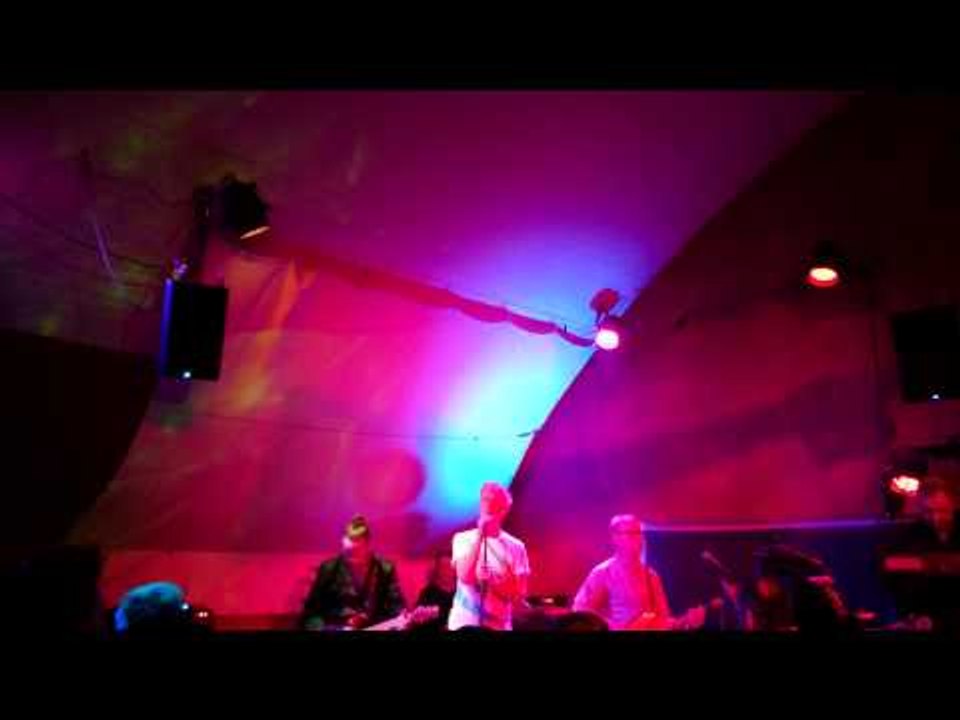 Modern English | Not Me (Colin Newman cover via This Mortal Coil)
