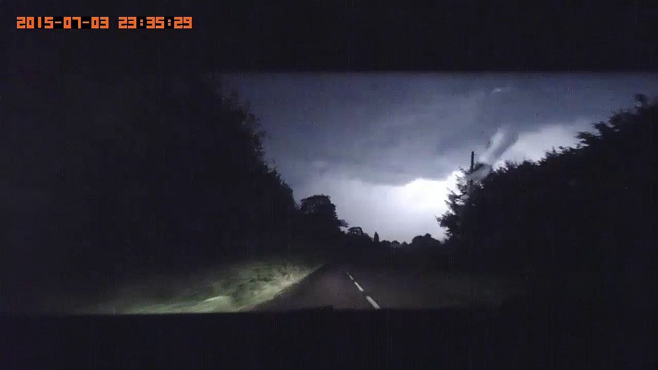 Lightening 3 July 2015