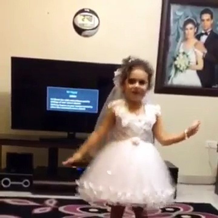 مهر دخت آنیتا شش ساله از تهران , شماره 18