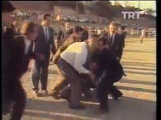 Süleyman Demirel'in Şapkasını Kapmak İsteyen Ali Rıza Çelik İle Buluşması