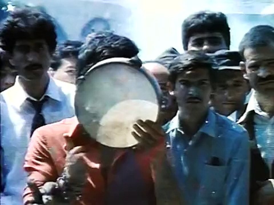 Baban da mı Ayıydı Be - Gırgıriyede Cümbüş Var