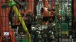 Les salariés de GM&S disent avoir piégé leur usine avec des bonbonnes de gaz