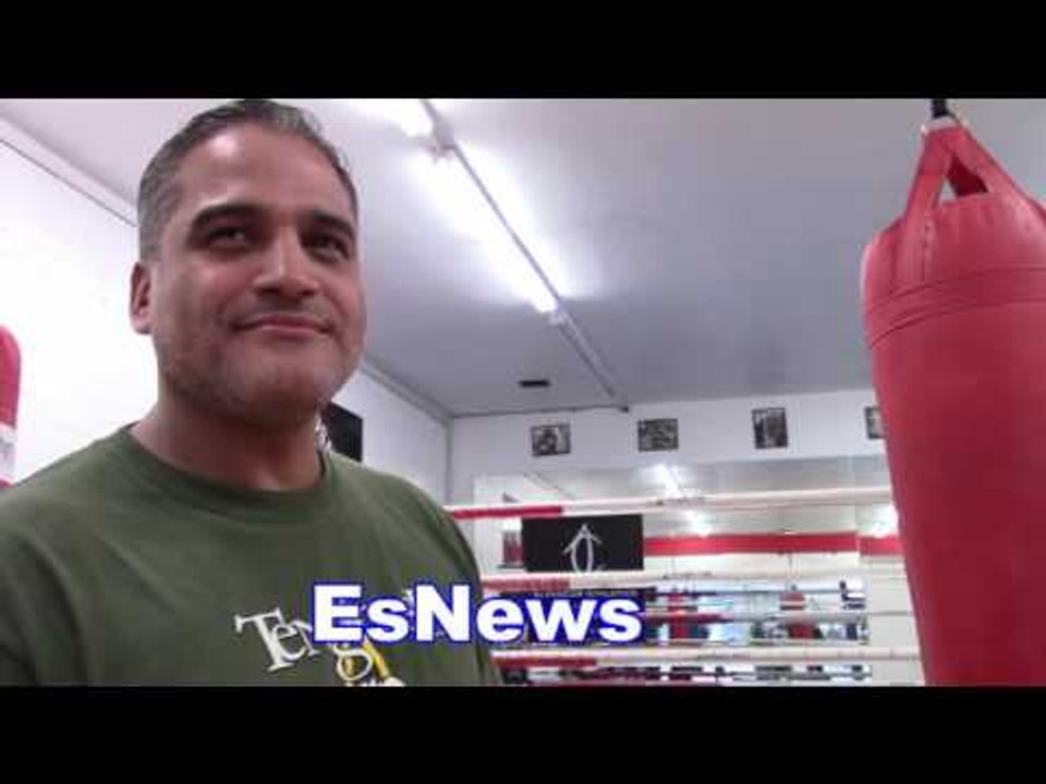 WHAT WOULD YOU DO IS A SCARY CLOWN Attacked You? BEAT HIS ASS EsNews Boxing