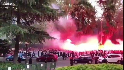 Atletico Madrid fans welcoming their team ahead of their Semi Final clash against Real