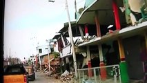 英雄犬「ダイコ」やすらかに：南米エクアドルの大地震で７人も�