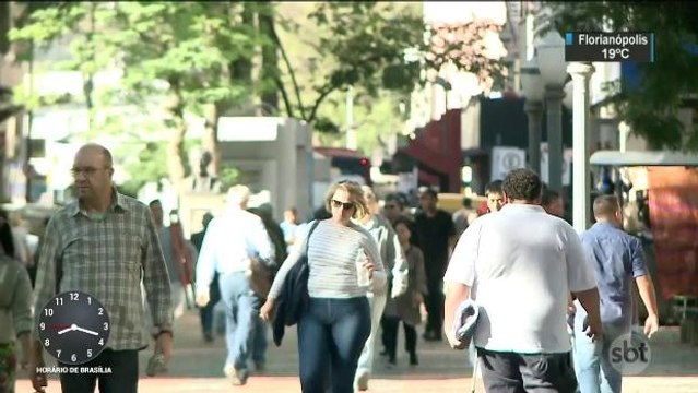 Novas regras entram em vigor e cancelamento de plano de saúde fica mais fácil