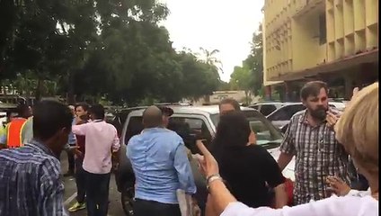 Panamá: Venezolanos irrumpen acto en la UP realizado por simpatizantes de Maduro (3/3)