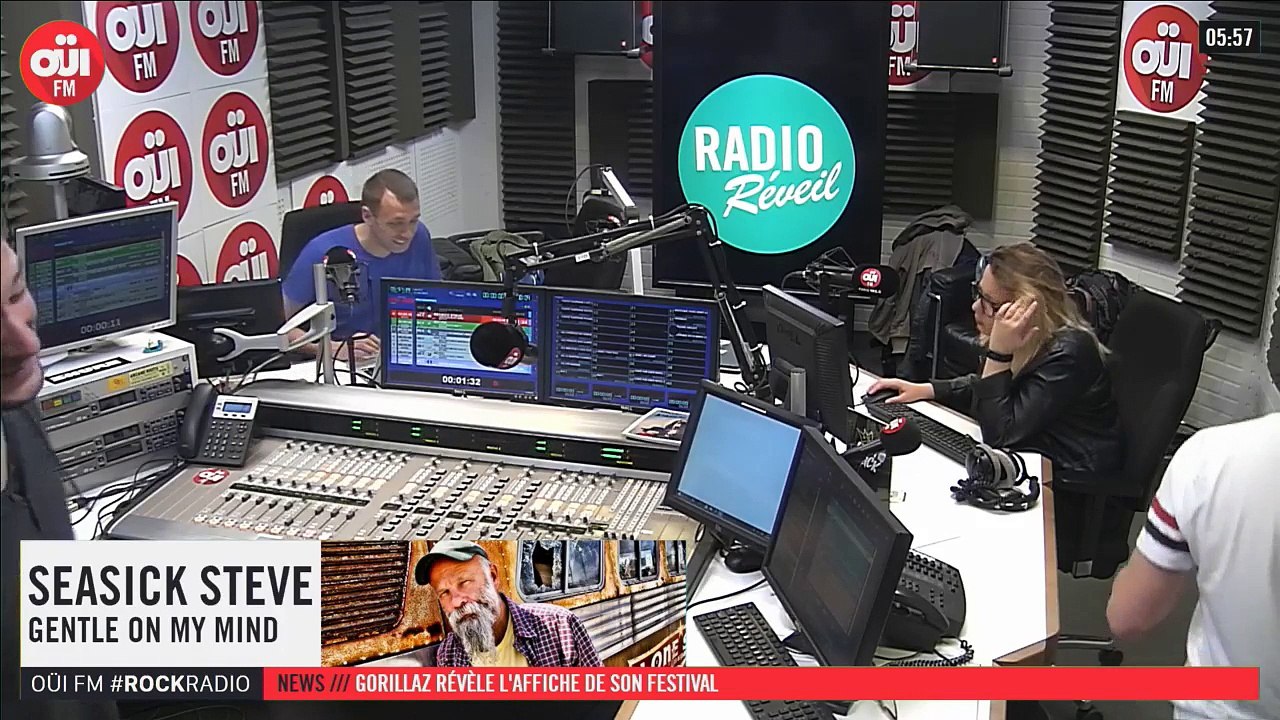 La radio OUI FM en direct vidéo /// La radio s'écoute aussi avec les yeux (2931)