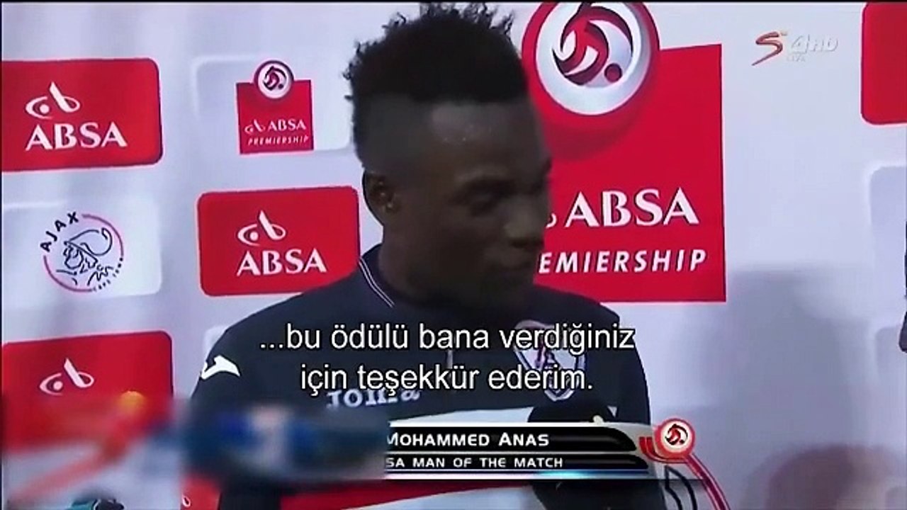 Maç Sonu Hem Karısına Hem De Sevgilisine Teşekkür Eden Futbolcu