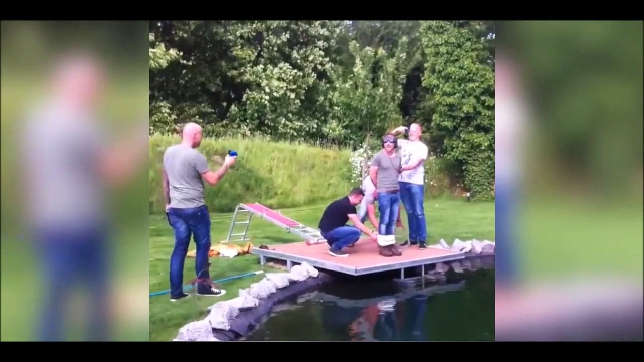 Tu penses faire un saut à l'élastique et tu te retrouves dans l'eau... Blague énorme