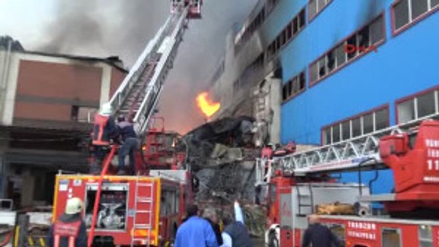Arsin Organize Sanayi Sitesi'nde Mobilya Fabrikasında Yangın 4