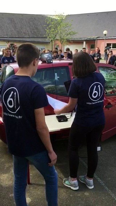 Interview d'un pilote de rafale - Collège Roger Martin du Gard de Bellême