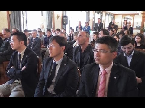 I medici cinesi studiano a Napoli, incontro in Regione Campania (10.05.17)