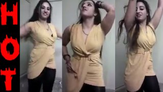 Pakisatni Girl Hot Mujra